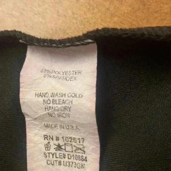 Sópranos vintage black floral body con dress. Size Large. - Picture 11 of 11